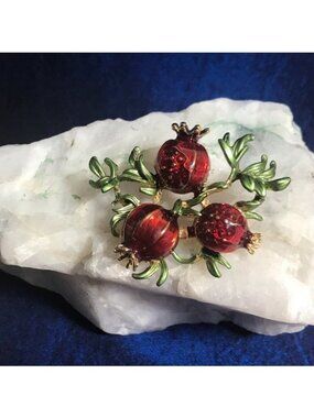 Beautiful enamel 3 pomegranate jewelry Brooch brand new